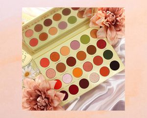 Ace Beaute Floral Vintage eyeshadow palette with flowers