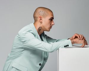 Masculine person with a bald head