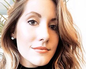 Writer Lindsey Metrus