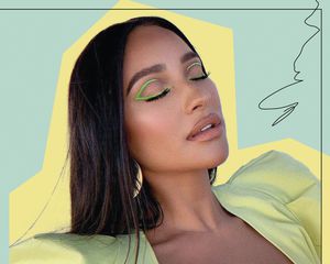 green eyeliner