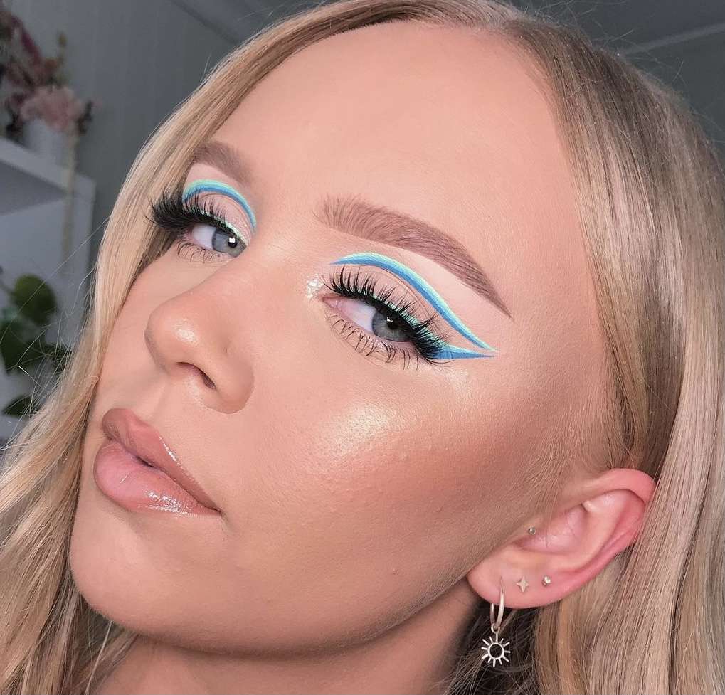 turquoise liner