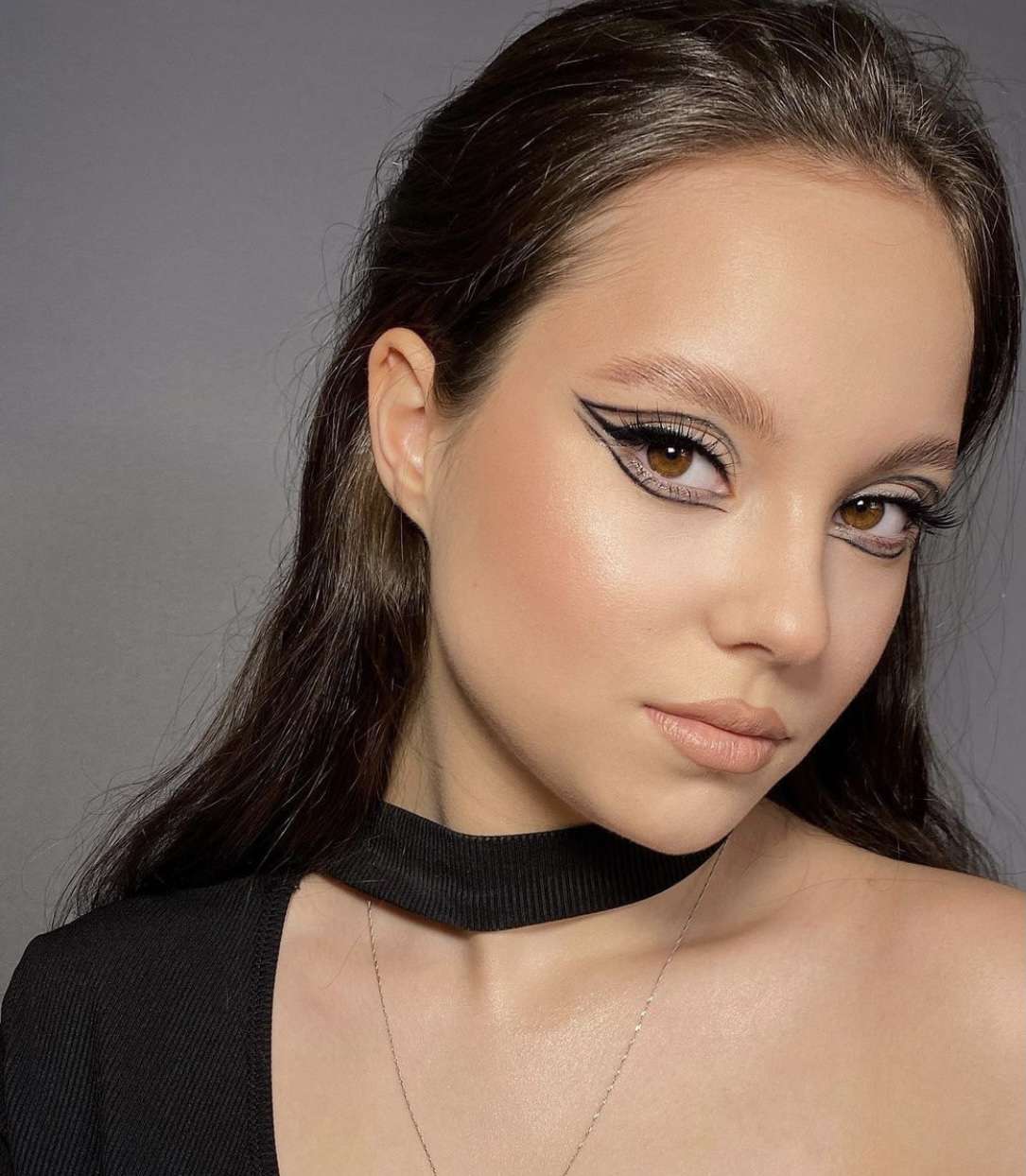 black eye liner