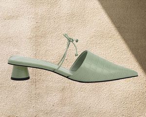pointed toe shoes