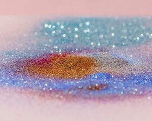 glitter