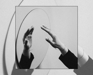 hands