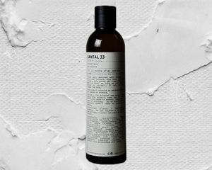 le labo shower gel in santal 33