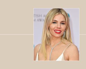 The actor Sienna Miller with long, straight hair on the red carpet