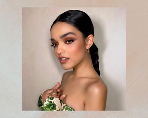 Rachel Zegler wears a warm smoky eye look